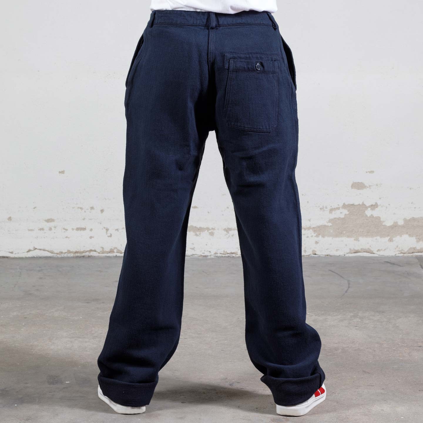 Large legged herringbone cotton/linen painter trousers